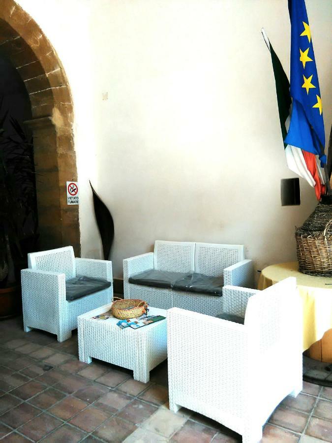 La Corte Di Zaccaria Mazara del Vallo Buitenkant foto