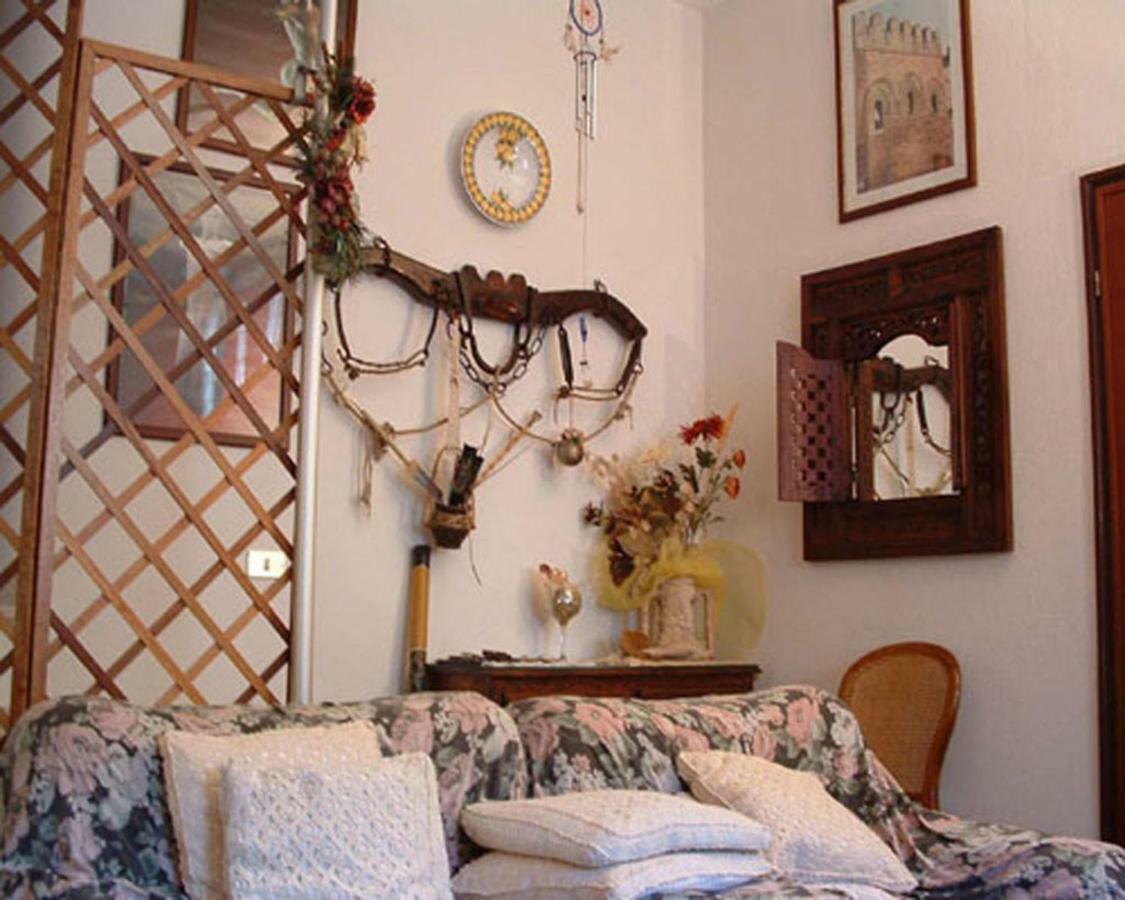 La Corte Di Zaccaria Mazara del Vallo Buitenkant foto